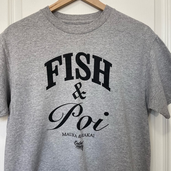 Defend Hawaii Fish and Poi Tee - Picture 4 of 9